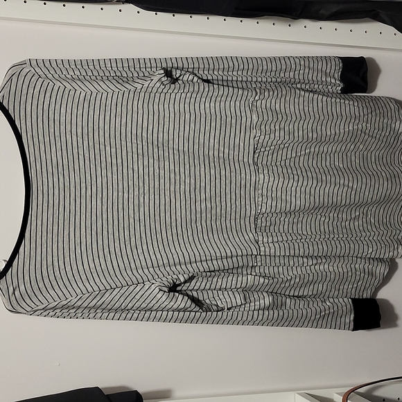 LS womens casual top, BN never worn no tags - Picture 2 of 5